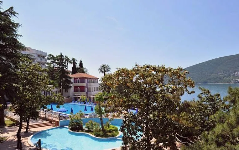 Hunguest Hotel Sun Resort 4*