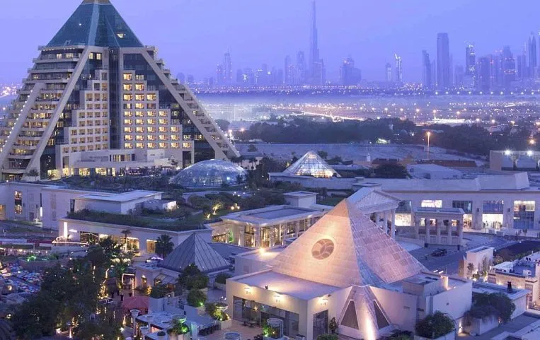 Raffles Dubai 5*
