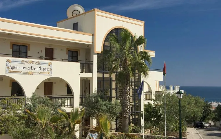 Cerro Malpique Apartments 3*