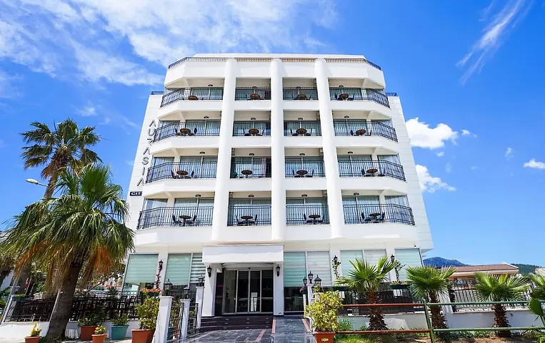 Aurasia Sea Side Hotel 3*