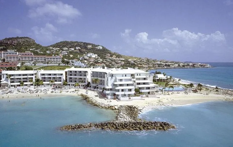 Flamingo Beach Resort 3*