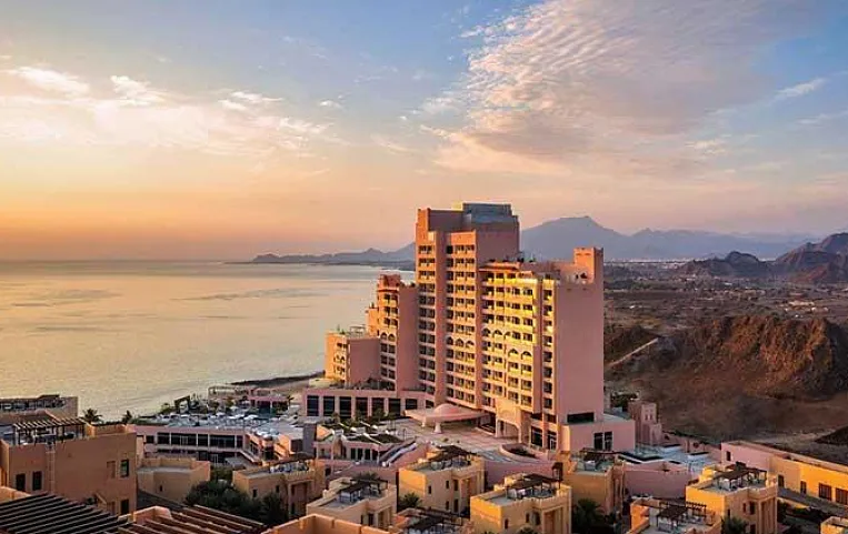 Fairmont Fujairah Beach Resort 5*
