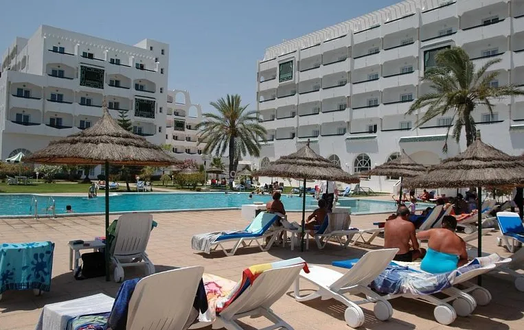 Jinene Beach Hotel 3*