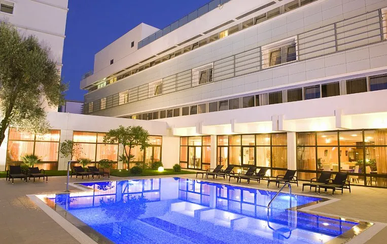 Lero Hotel 3*