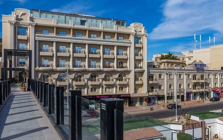 Elysees Hotel 4*