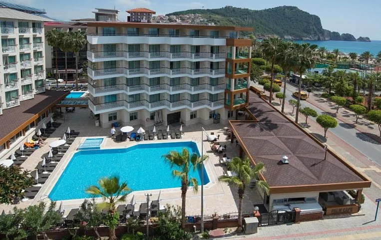 Kleopatra Riviera Hotel 4*
