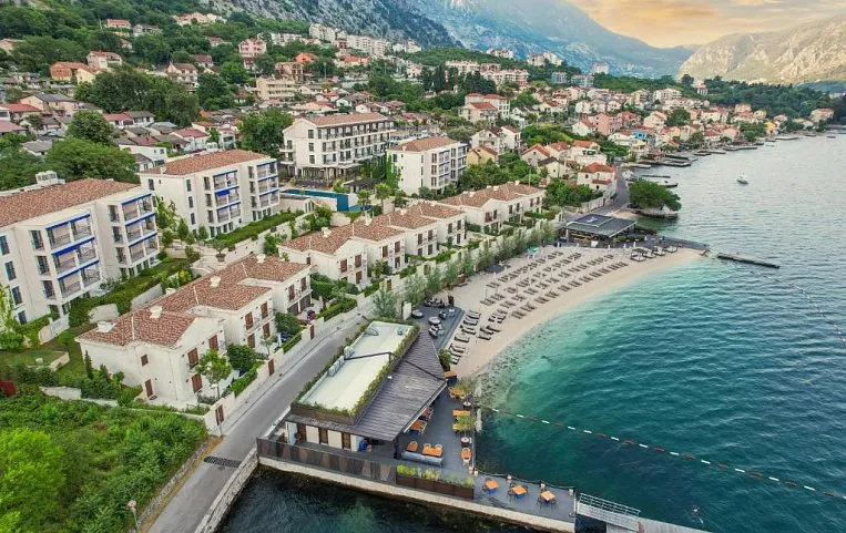Huma Kotor Bay 5*