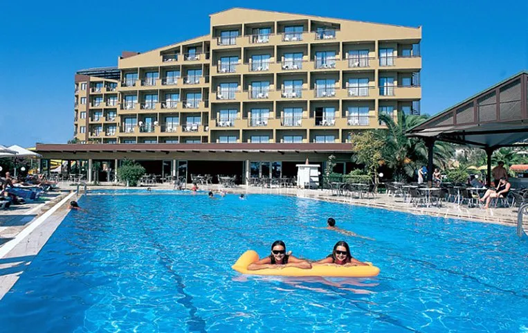 Club Hotel Falcon 4*
