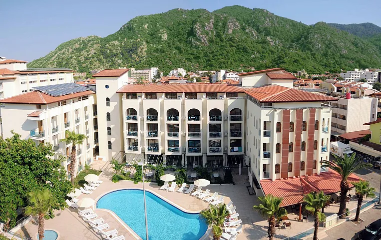 Astoria Beach Hotel 3*