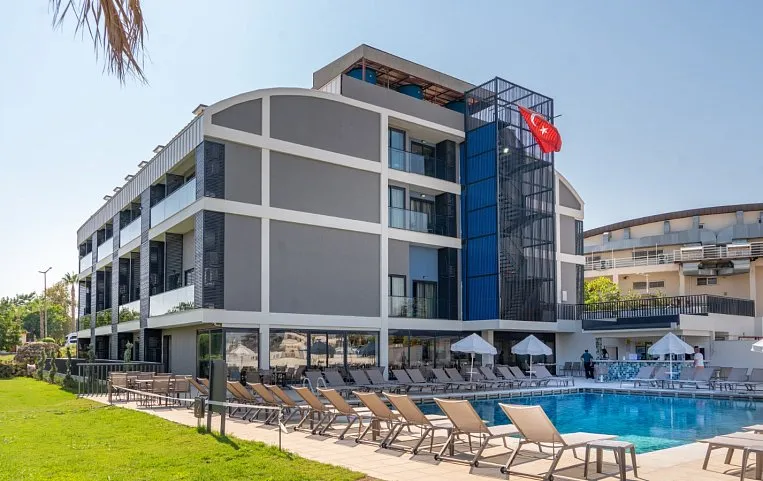 Side Square Hotel 4*