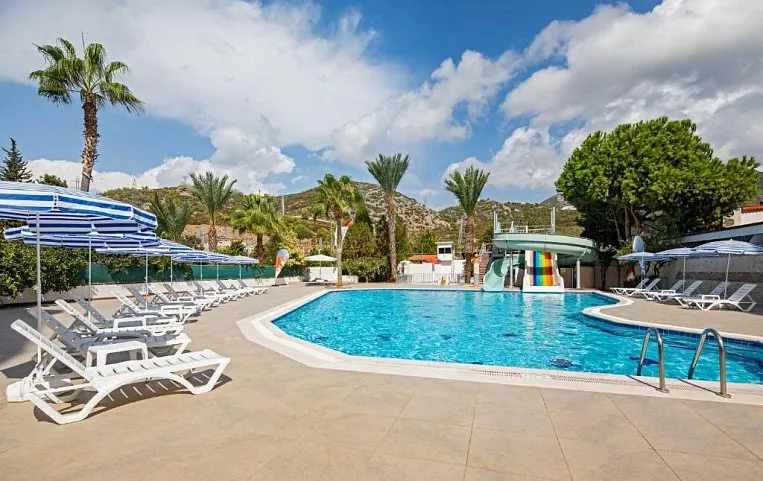 Club Mirabell Hotel 4*