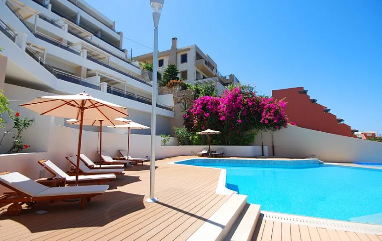 Macaris Suites & Spa 4*