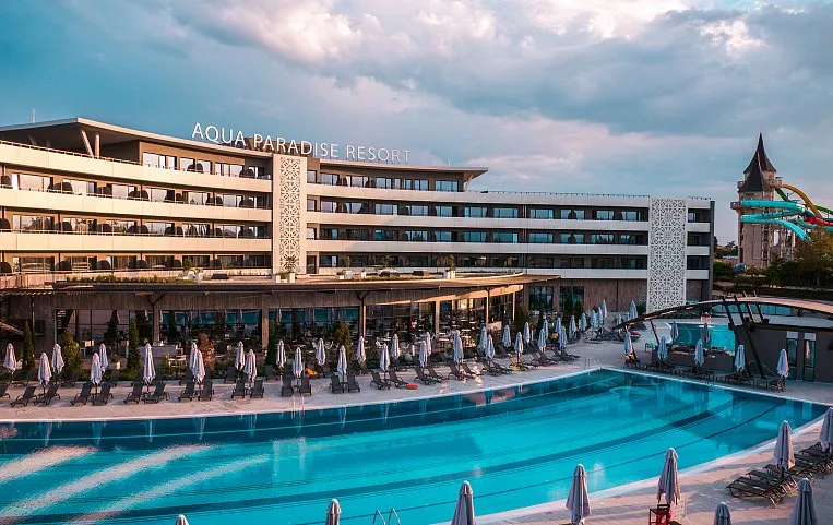 Aqua Paradise Resort 4*