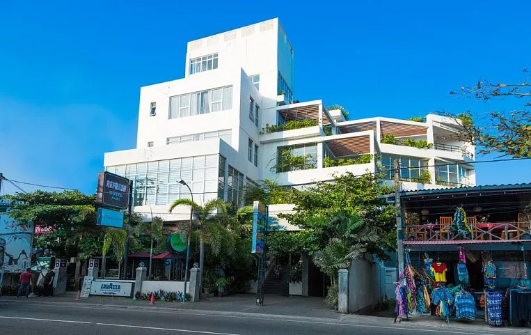 Refresh Hotel 3*