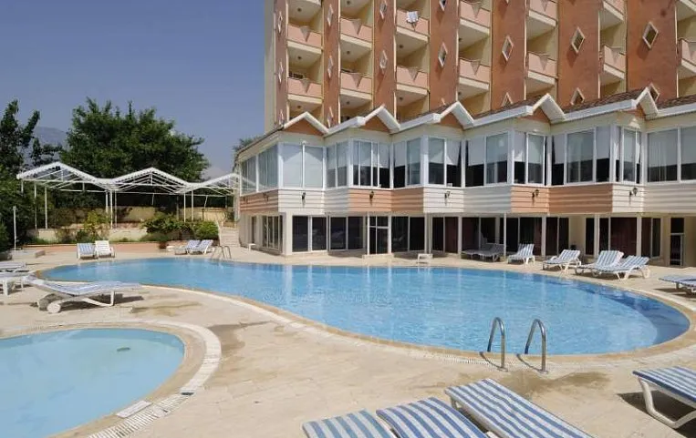 Klas Hotel 4*