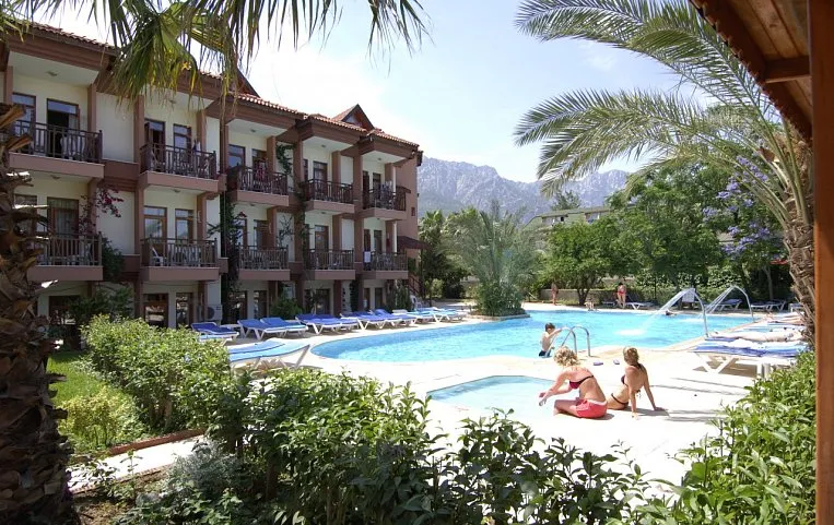 PGS Rose Hotel 3*