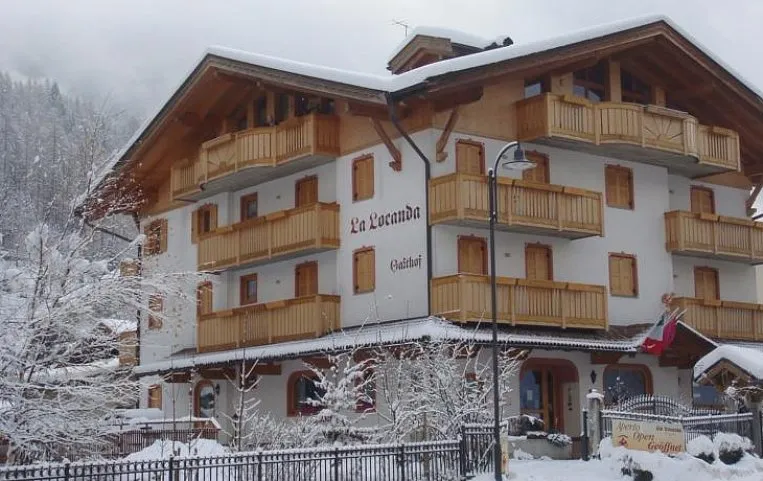Residence La Locanda 3*