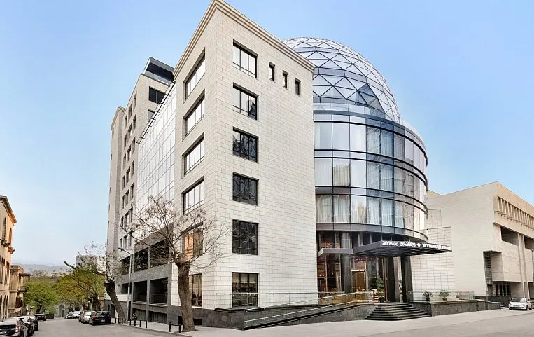 Wyndham Grand Tbilisi 5*