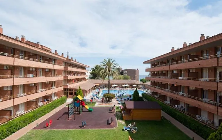 Voramar Aparthotel 3*
