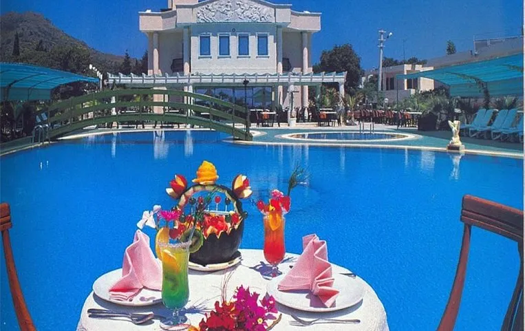 Grand Levent Hotel 4*