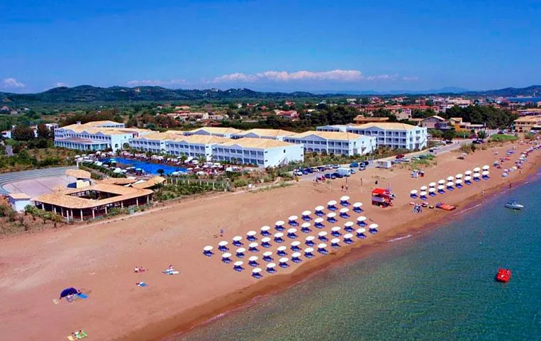 Sandy Beach Resort 4*