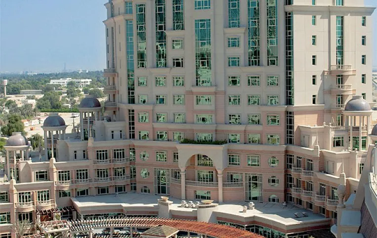 Al Murooj Rotana (Шейх Заед Роуд) 5*
