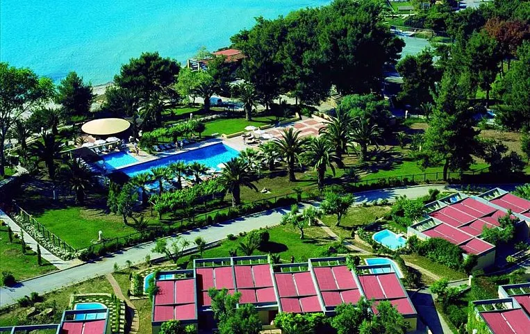 Sani Beach Club & Spa 5*