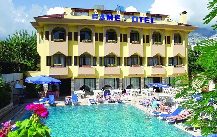 Fame Hotel 3*
