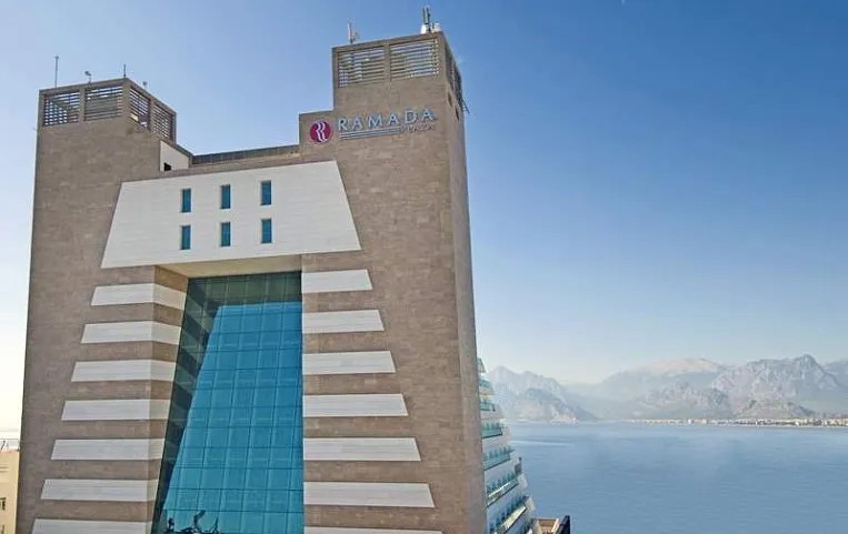 Ramada Plaza Antalya 5*