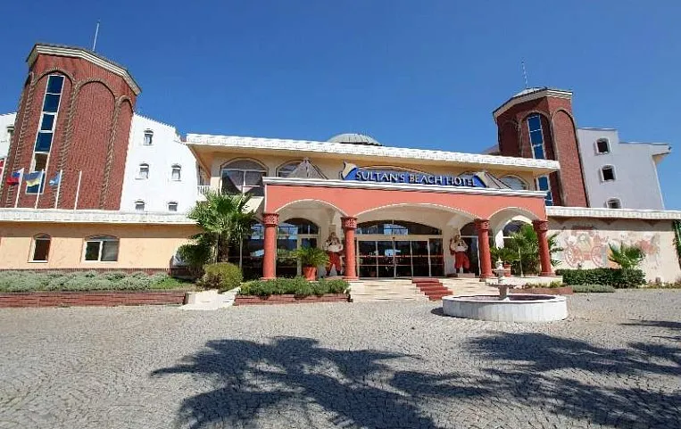 Larissa Sultan's Beach Hotel 4*