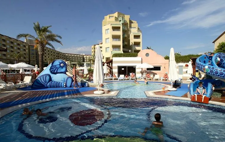 Silence Beach Resort 5*