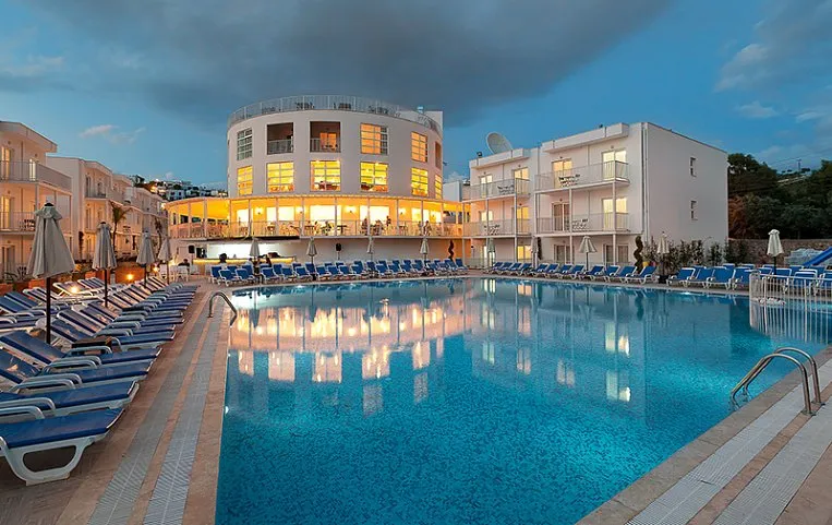 Bodrum Beach Resort 4*