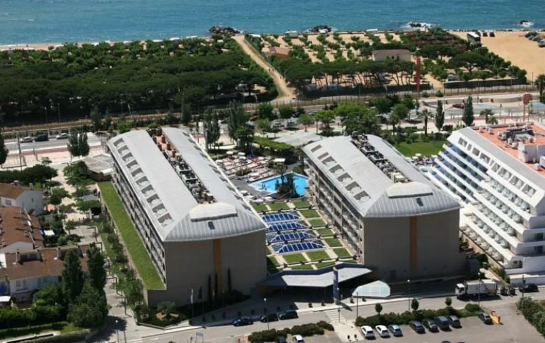 Aqua Hotel Onabrava 4*
