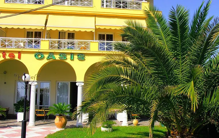 Oasis Apartments 1*