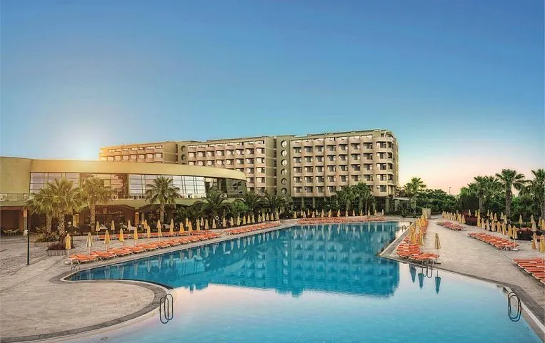 Vonresort Golden Coast Hotel 5*