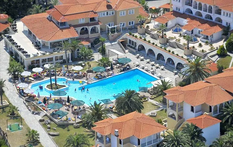 Aristoteles Beach Hotel Bomo Club 4*