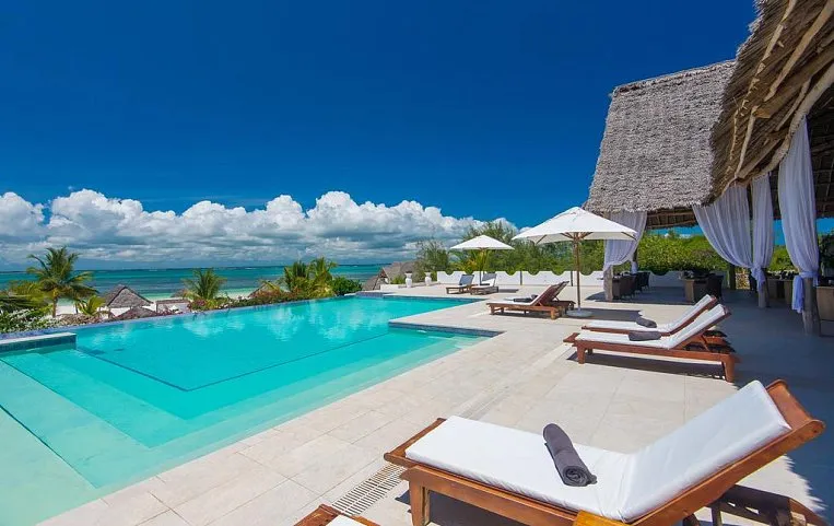 Konokono Beach Resort 5*