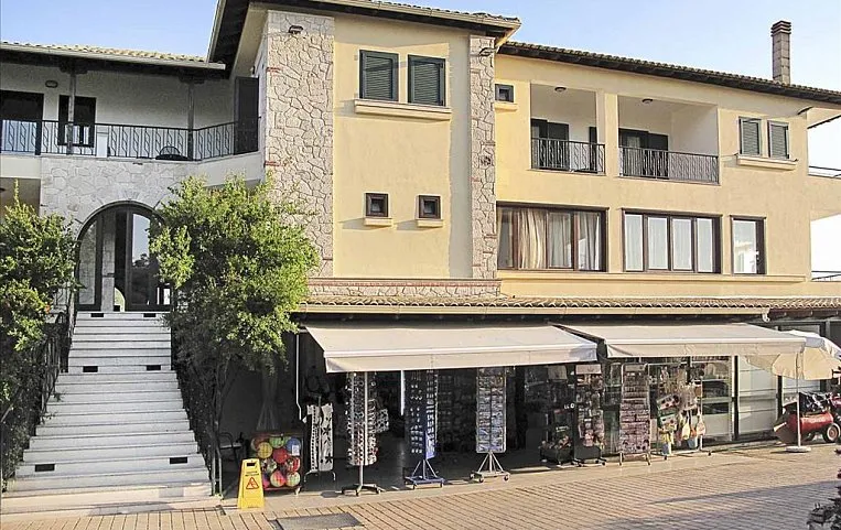 Lesse Hotel 4*