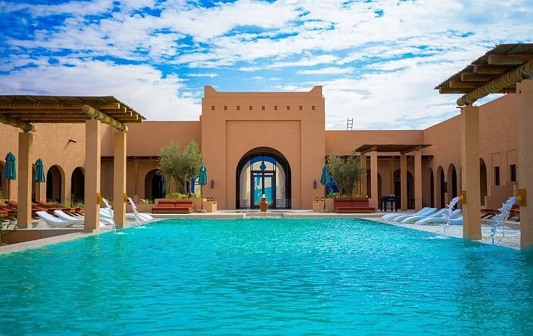 Bab Al Nojoum Bateen Liwa 5*