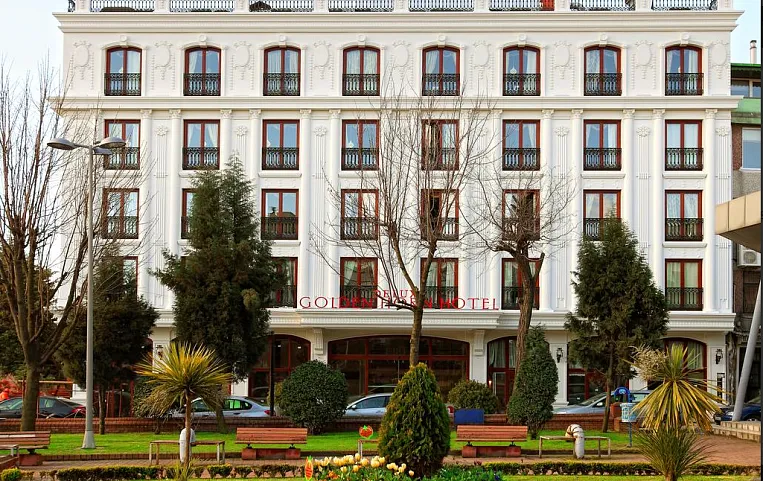 Deluxe Golden Horn Hotel 3*