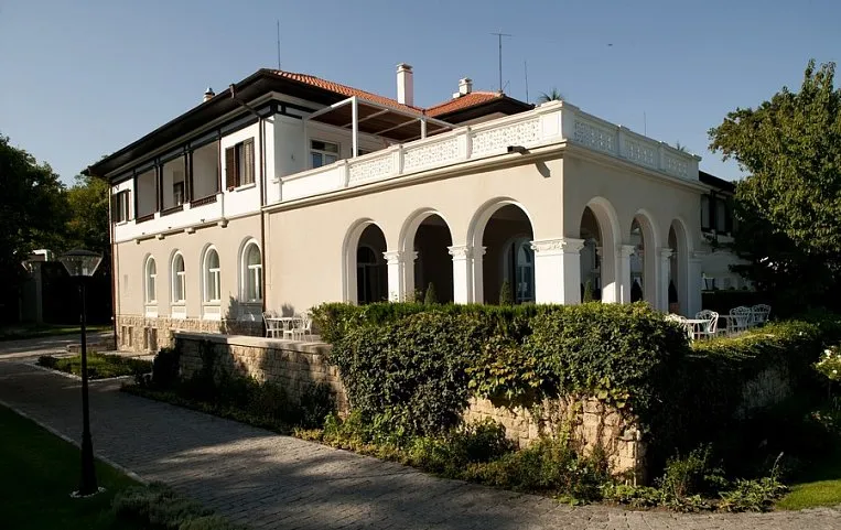 Boutique Hotel Oasis 4*