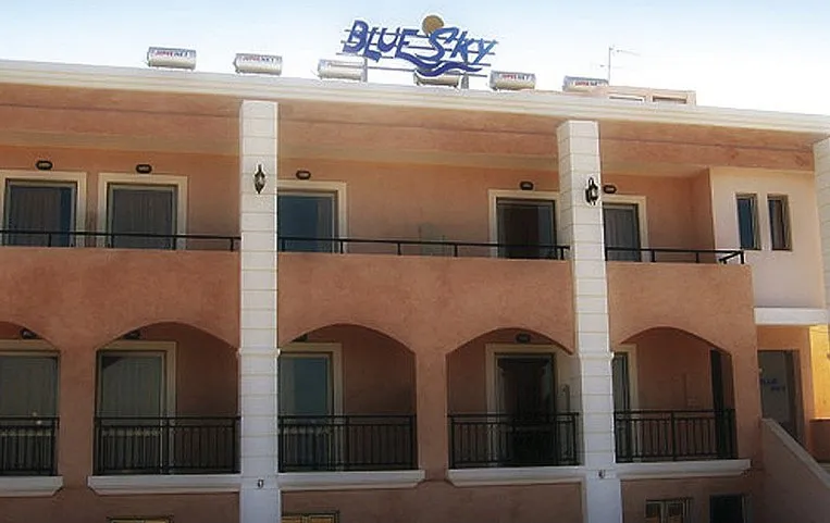 Blue Sky Apartments Rethymno 3*