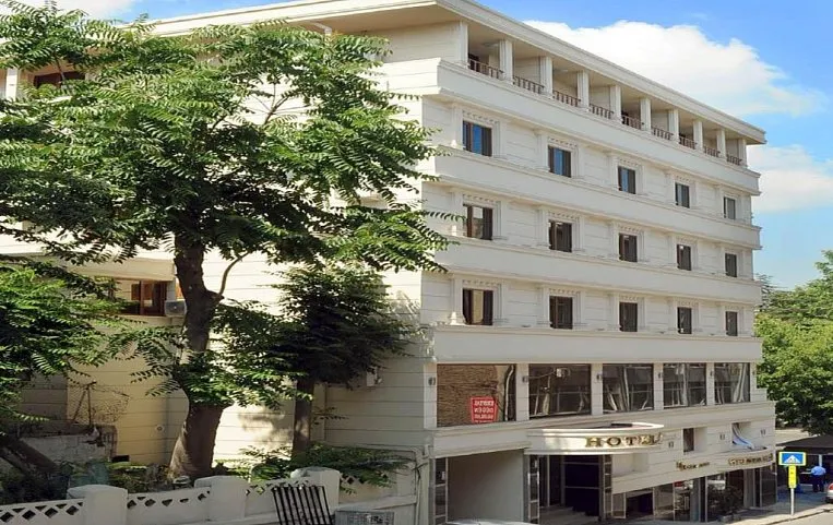 Alfa Hotel 3*