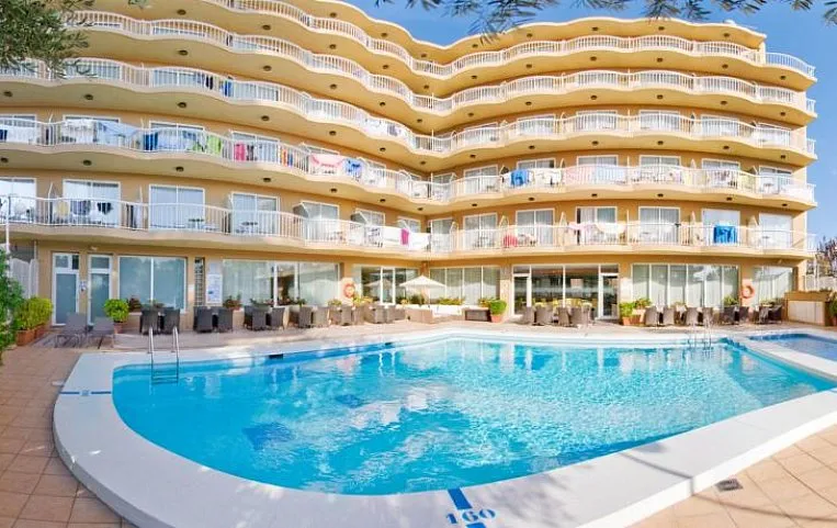 Volga 4*