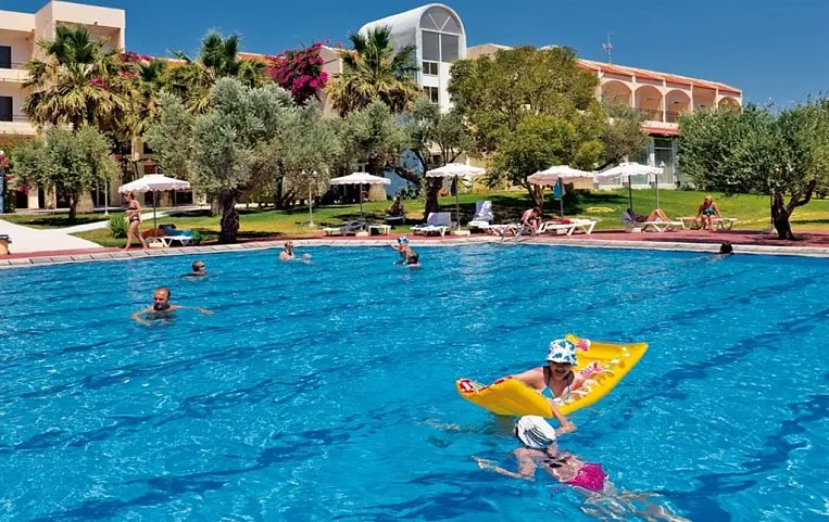 Marianna Palace Hotel 4*