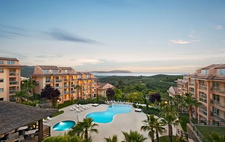 Wyndham Residences Kusadasi Golf & Spa 5*