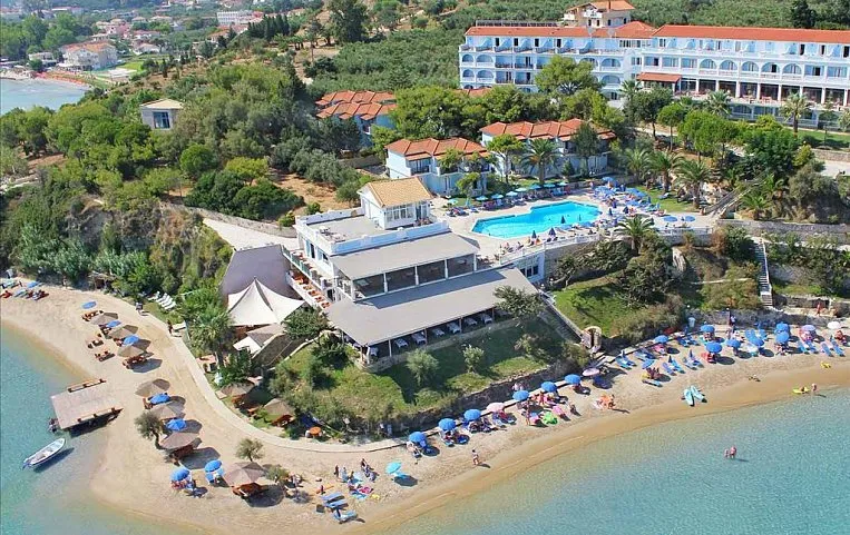 Alexandra Beach Hotel 4*