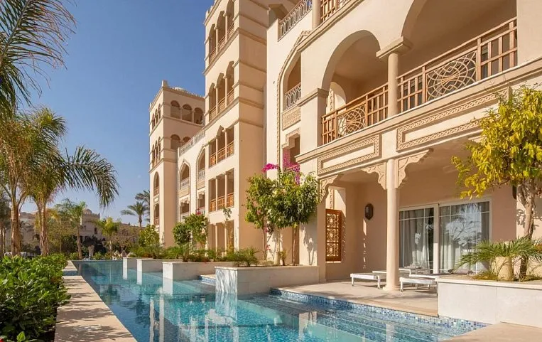 The Grand Palace Hotel 5*