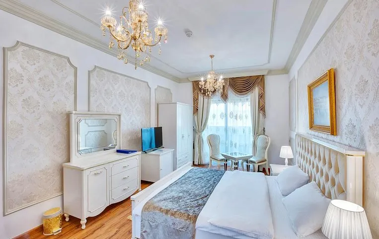Royal Hotel 3*