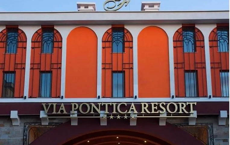 Festa Via Pontica 4*